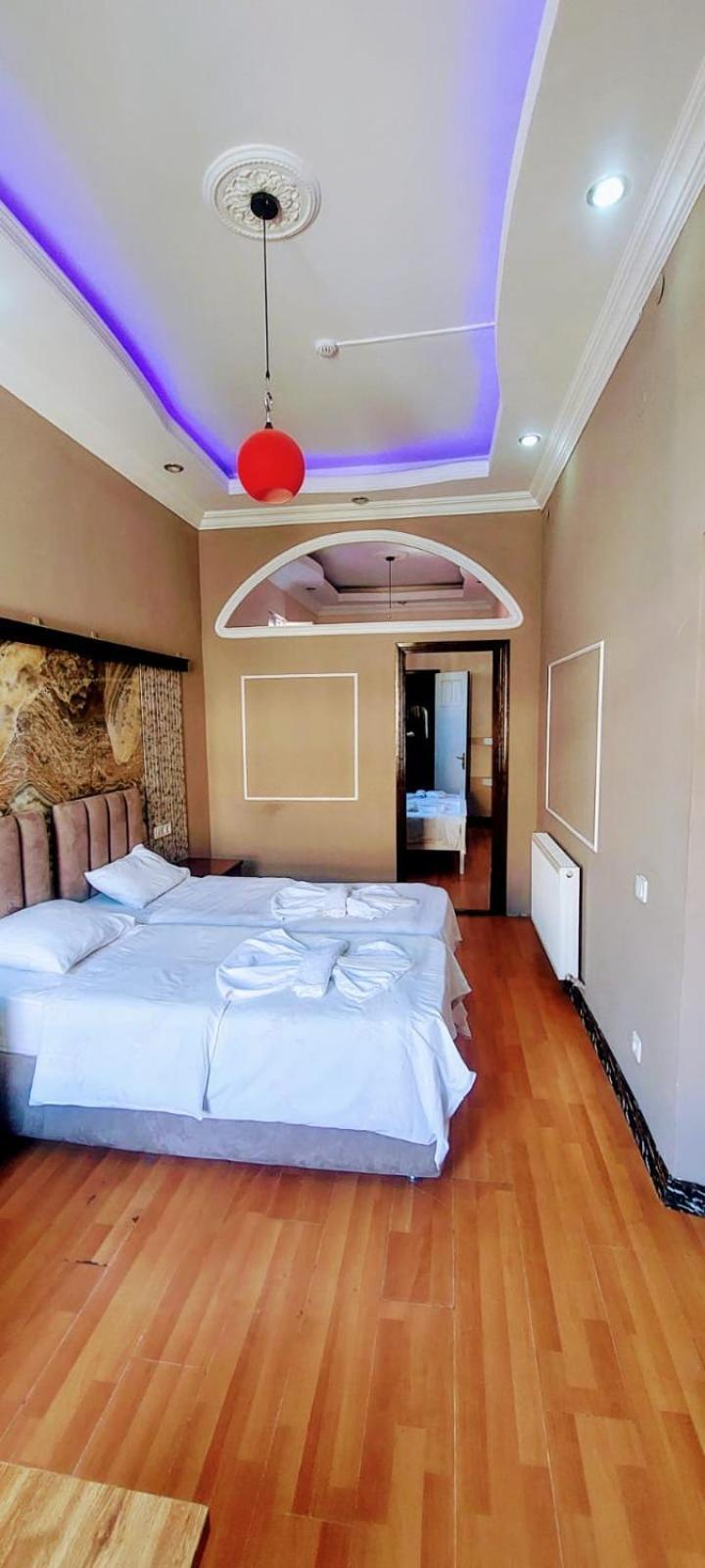 Metrepol Hotel Batumi Exterior foto
